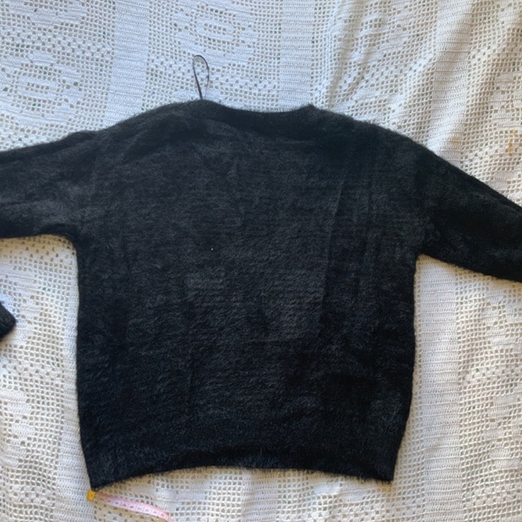 Size M Ardene Fluffy Sweater - Picture 5 of 5